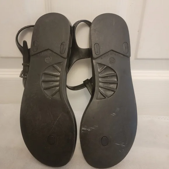 Burberry Womens Size US 36  Thong T Strap Flat Jelly Sandals Black Nova Check - Picture 12 of 13
